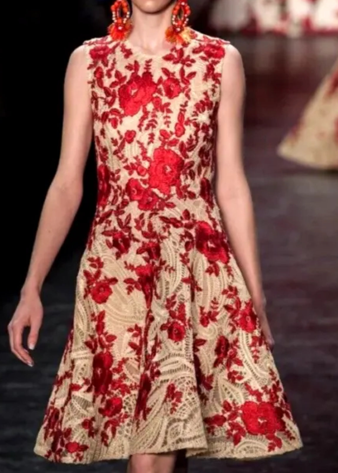 Naeem Khan 2016 Rafia Runway Dress
