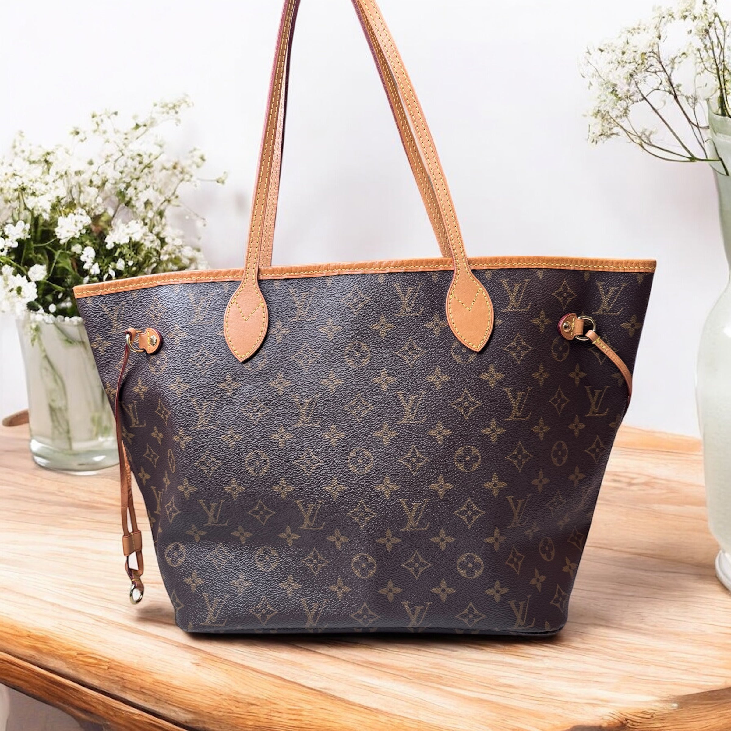 Louis Vuitton Monogram Neverfull MM | Classic Luxury Tote