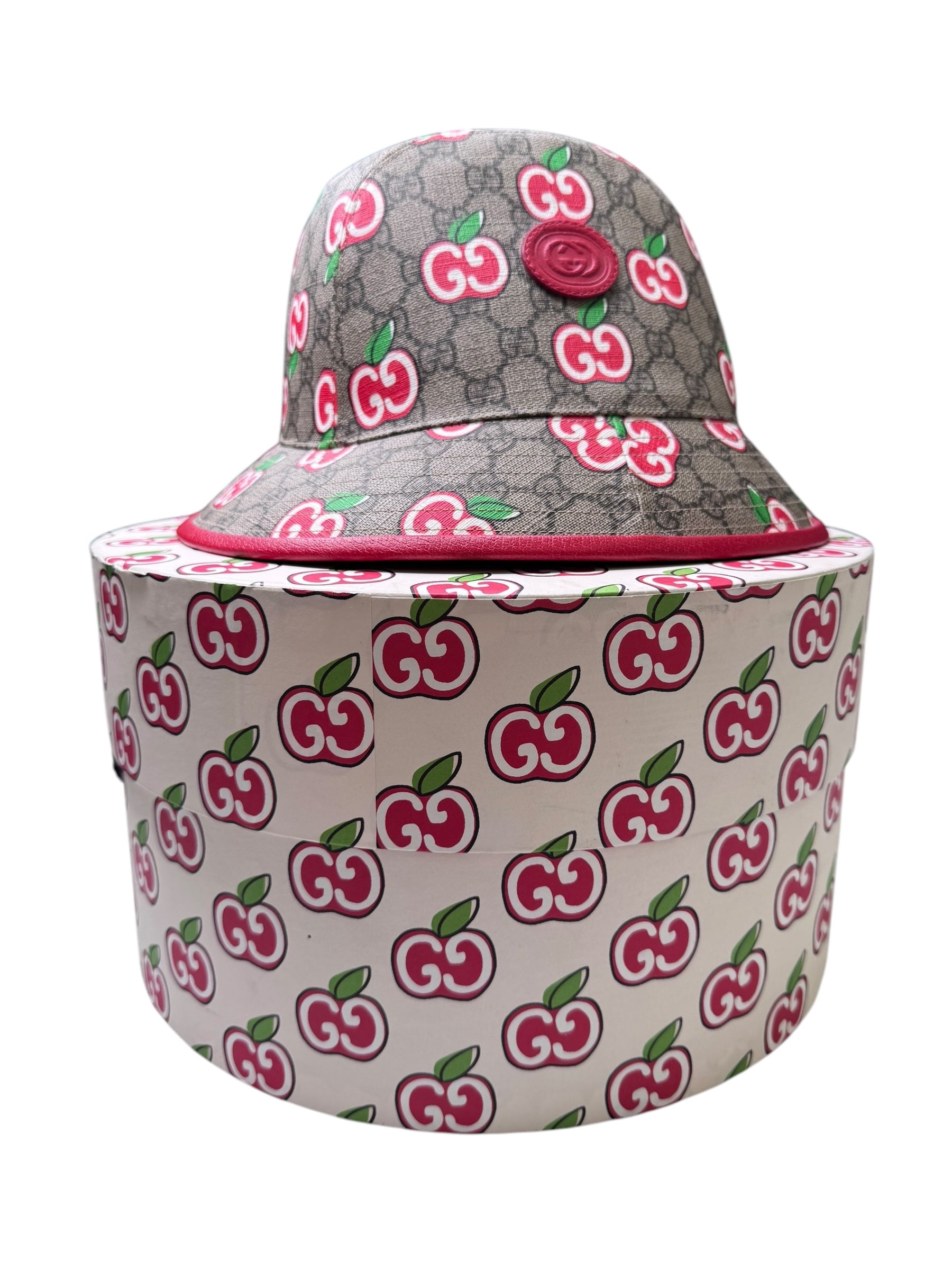 Gucci GG Supreme Apple Bucket Hat 57cm | Playful Classic