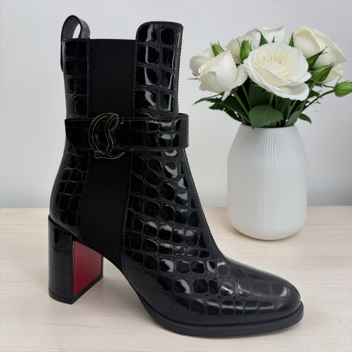 Christian Louboutin Chelsea Booty 70 (35/5)