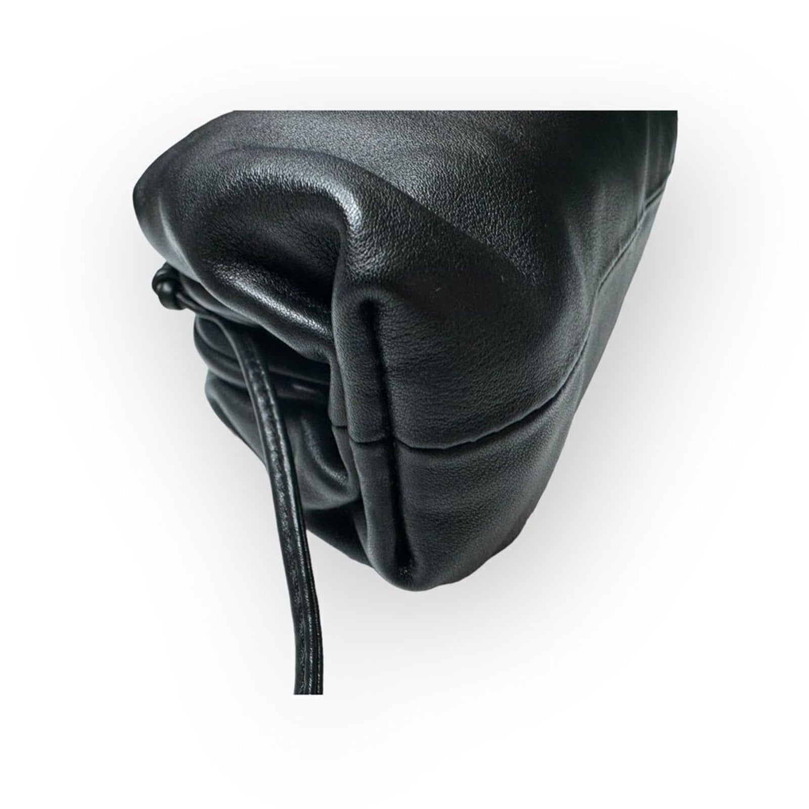 Bottega Veneta The Teen Leather Pouch