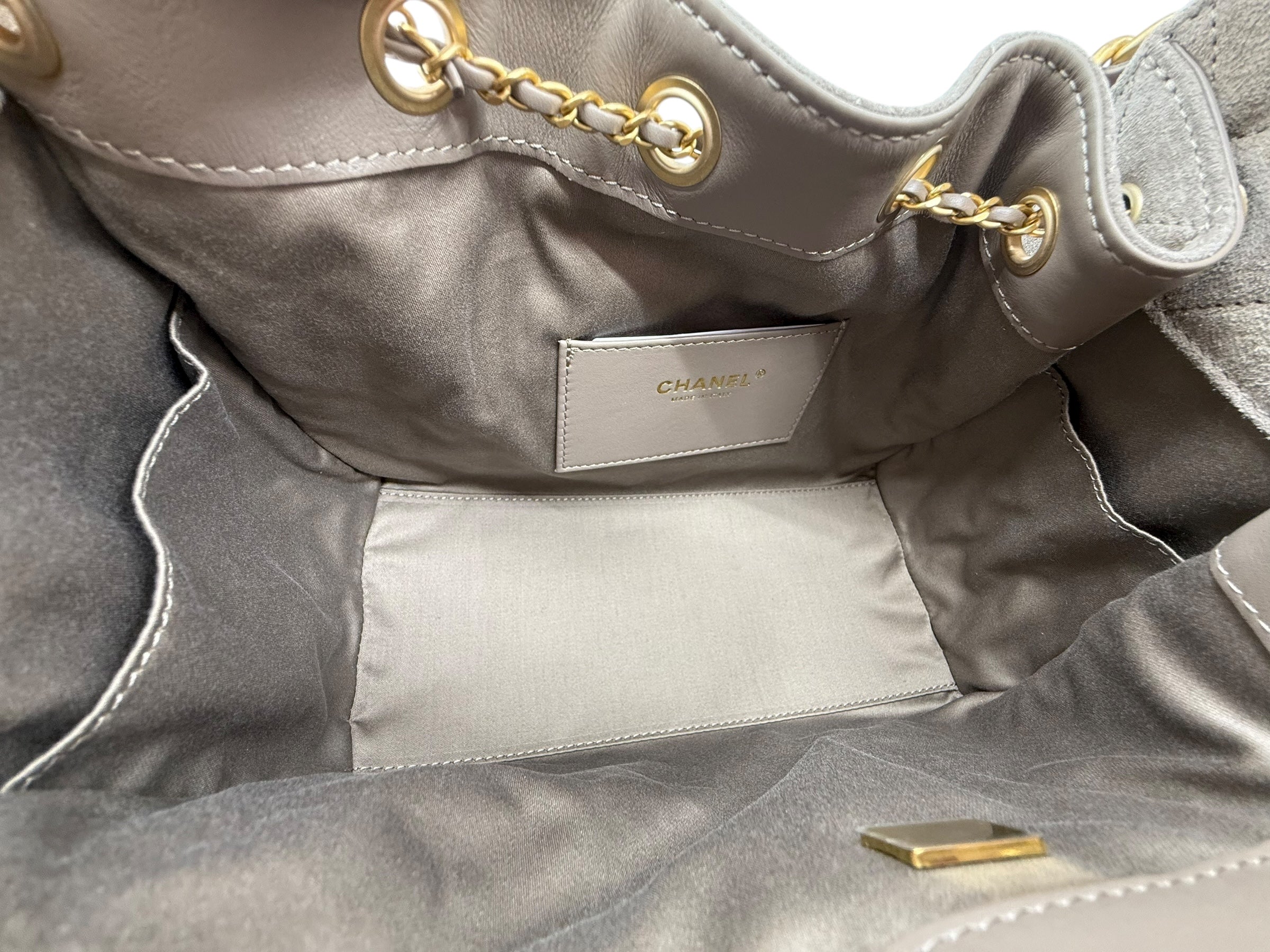 Chanel 25 Small Suede