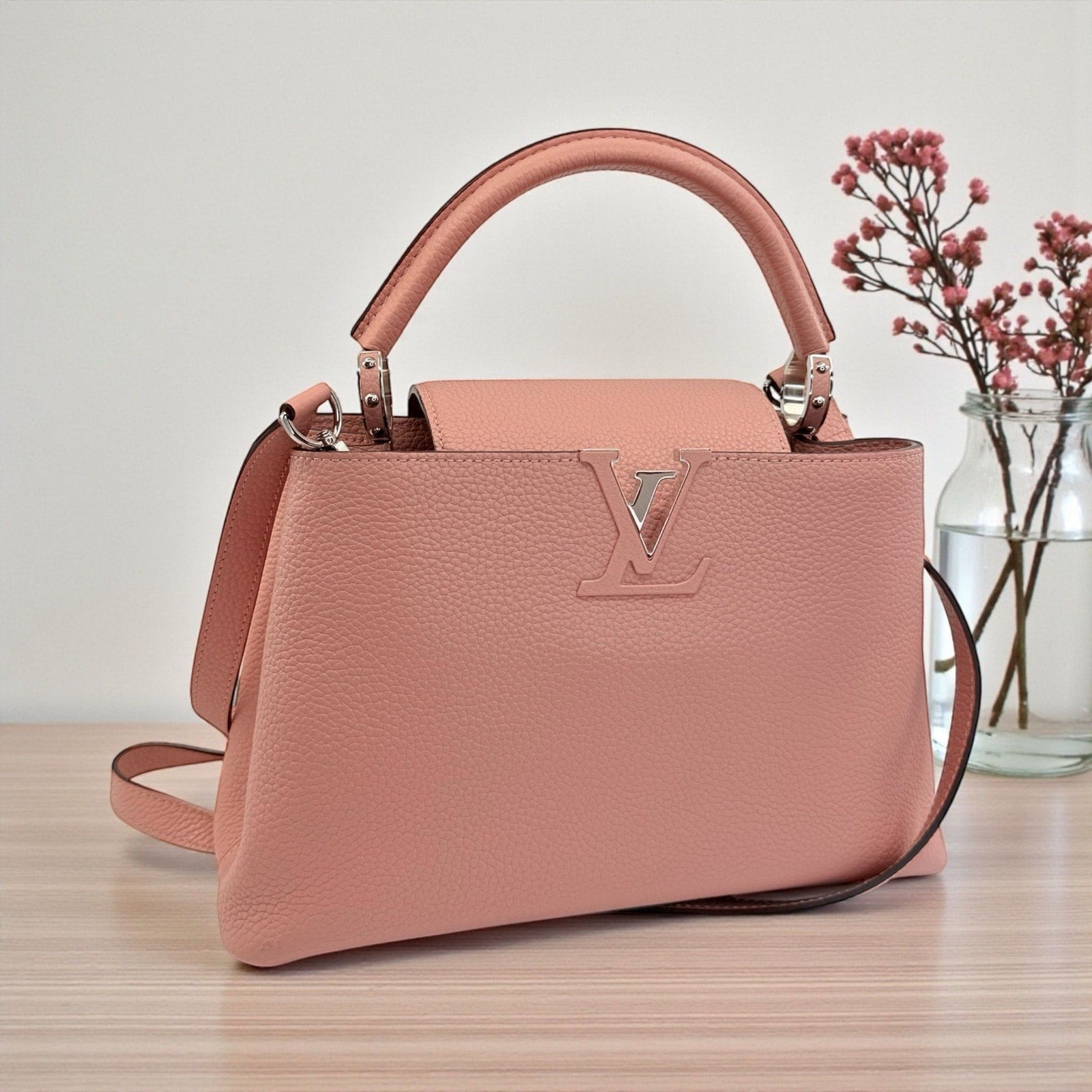 Louis Vuitton Capucines PM