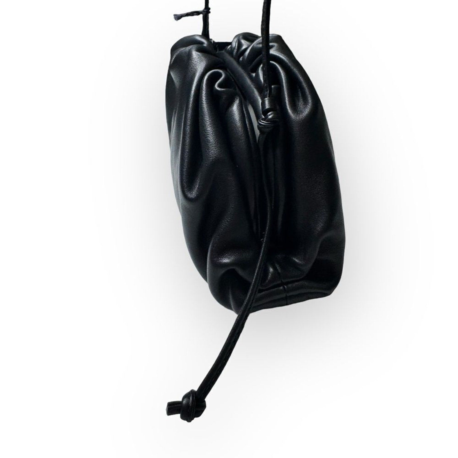 Bottega Veneta The Teen Leather Pouch