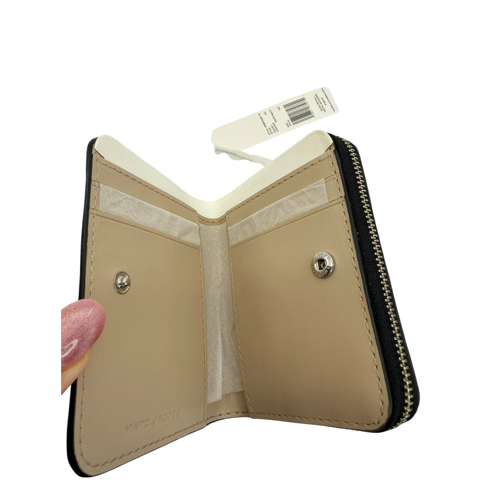Marc Jacobs Daisy Compact Zippered Wallet