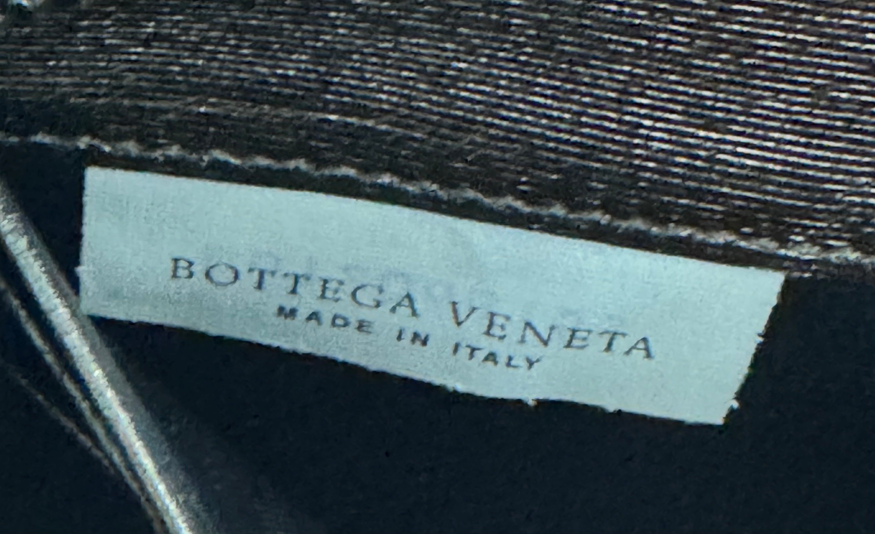 Bottega Veneta Zippered Wallet