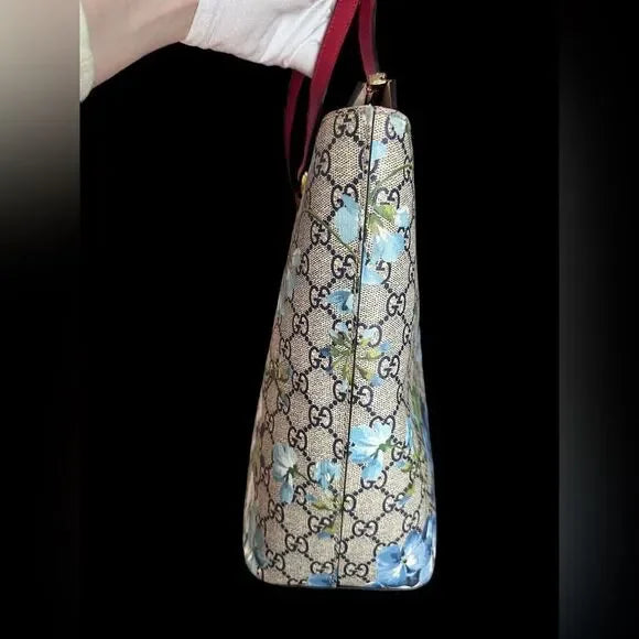 Gucci GG Supreme Canvas Blooms Tote