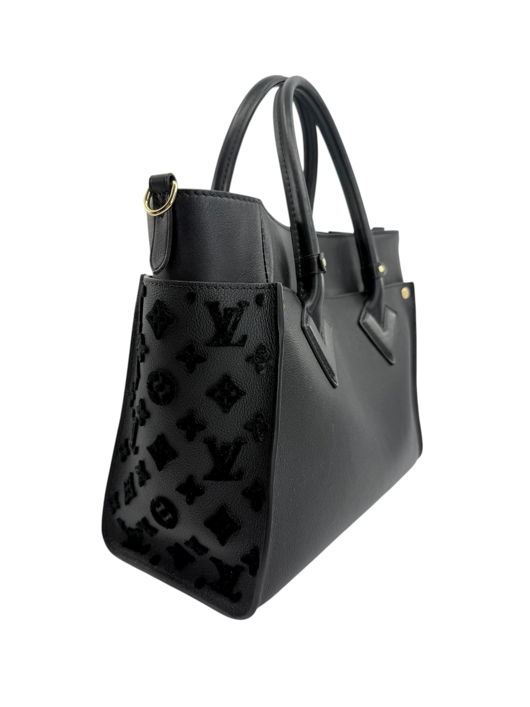 Louis Vuitton On My Side MM