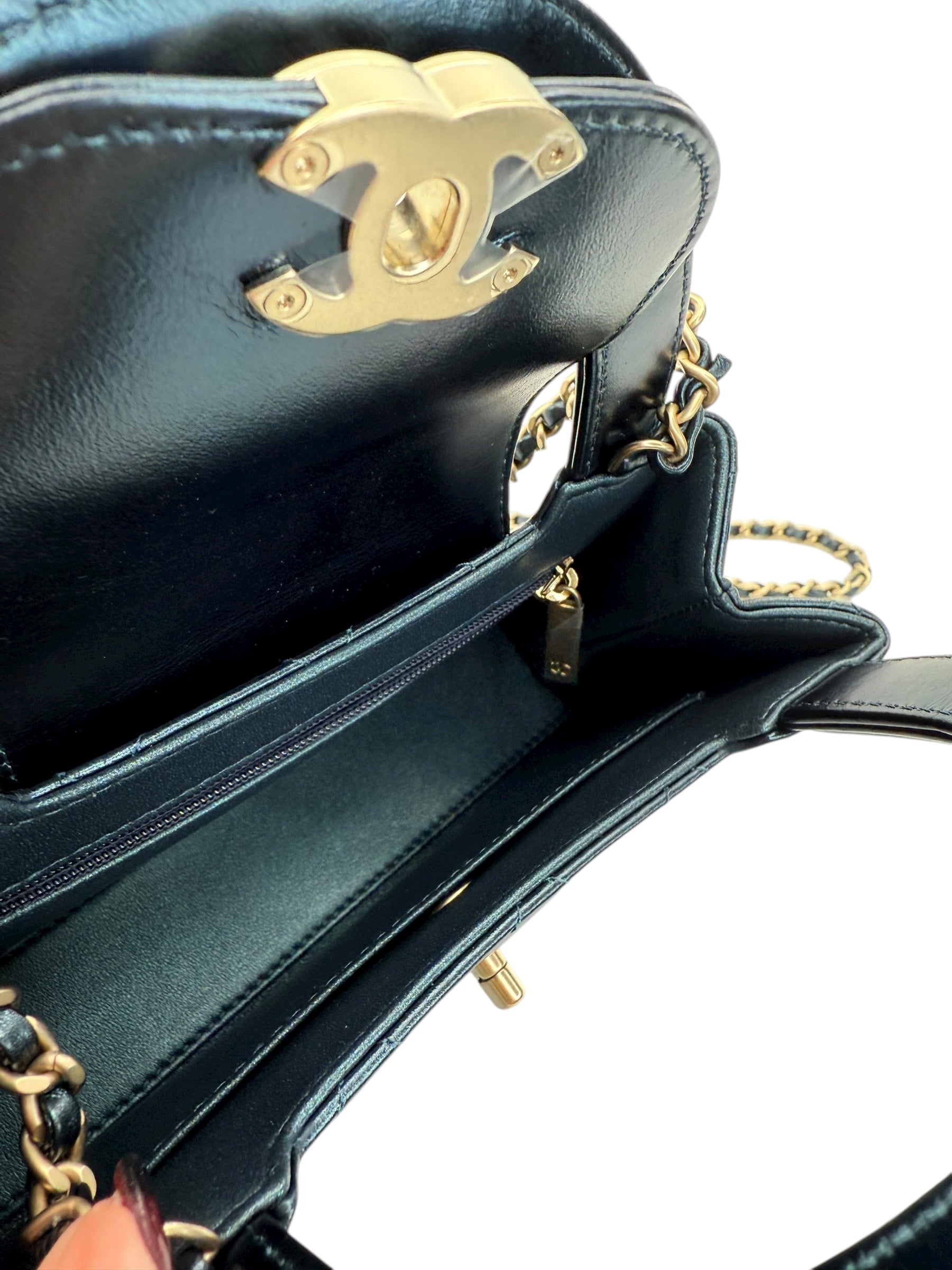 Chanel Shiny Calfskin Mini Kelly