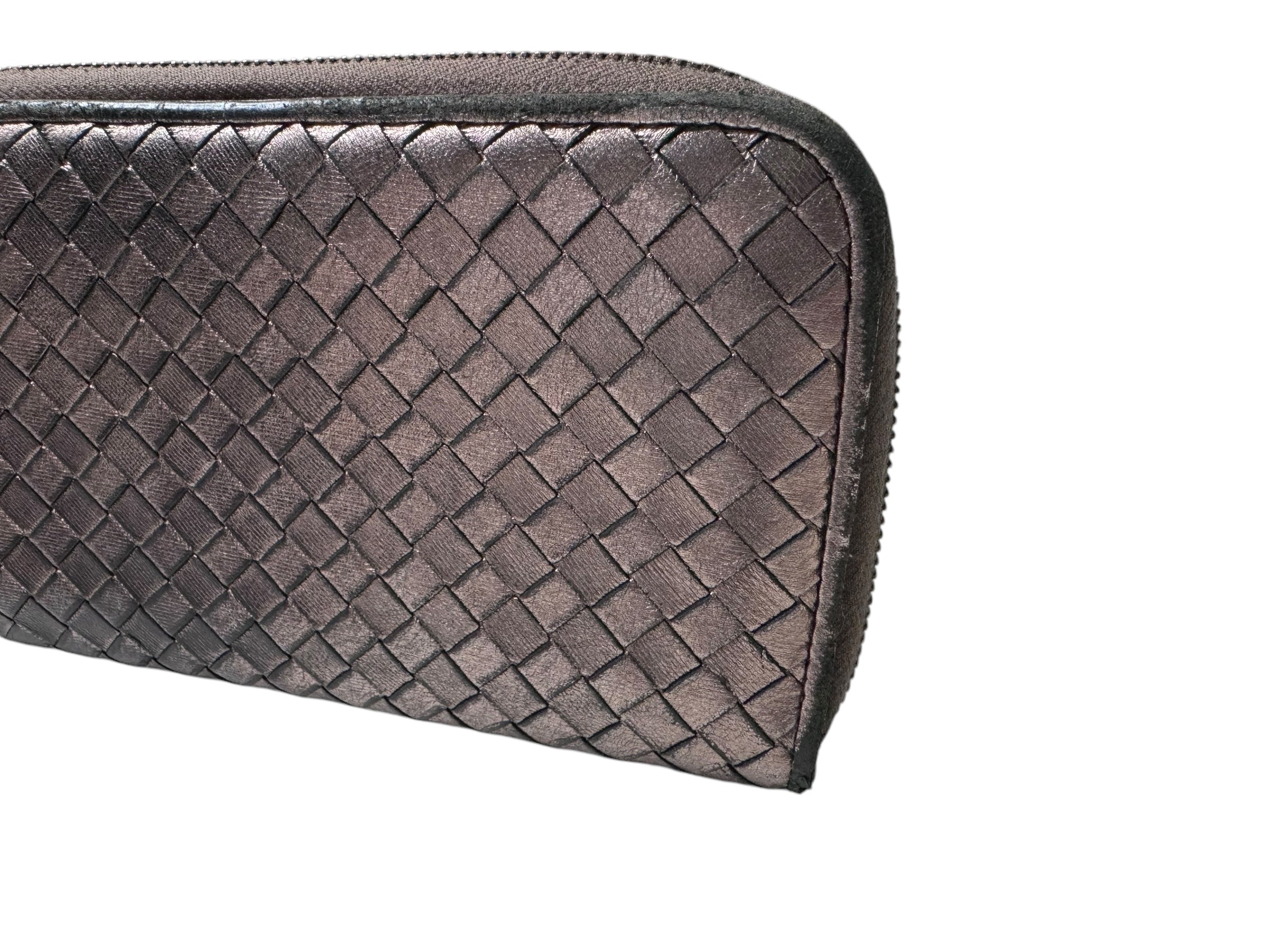 Bottega Veneta Zippered Wallet