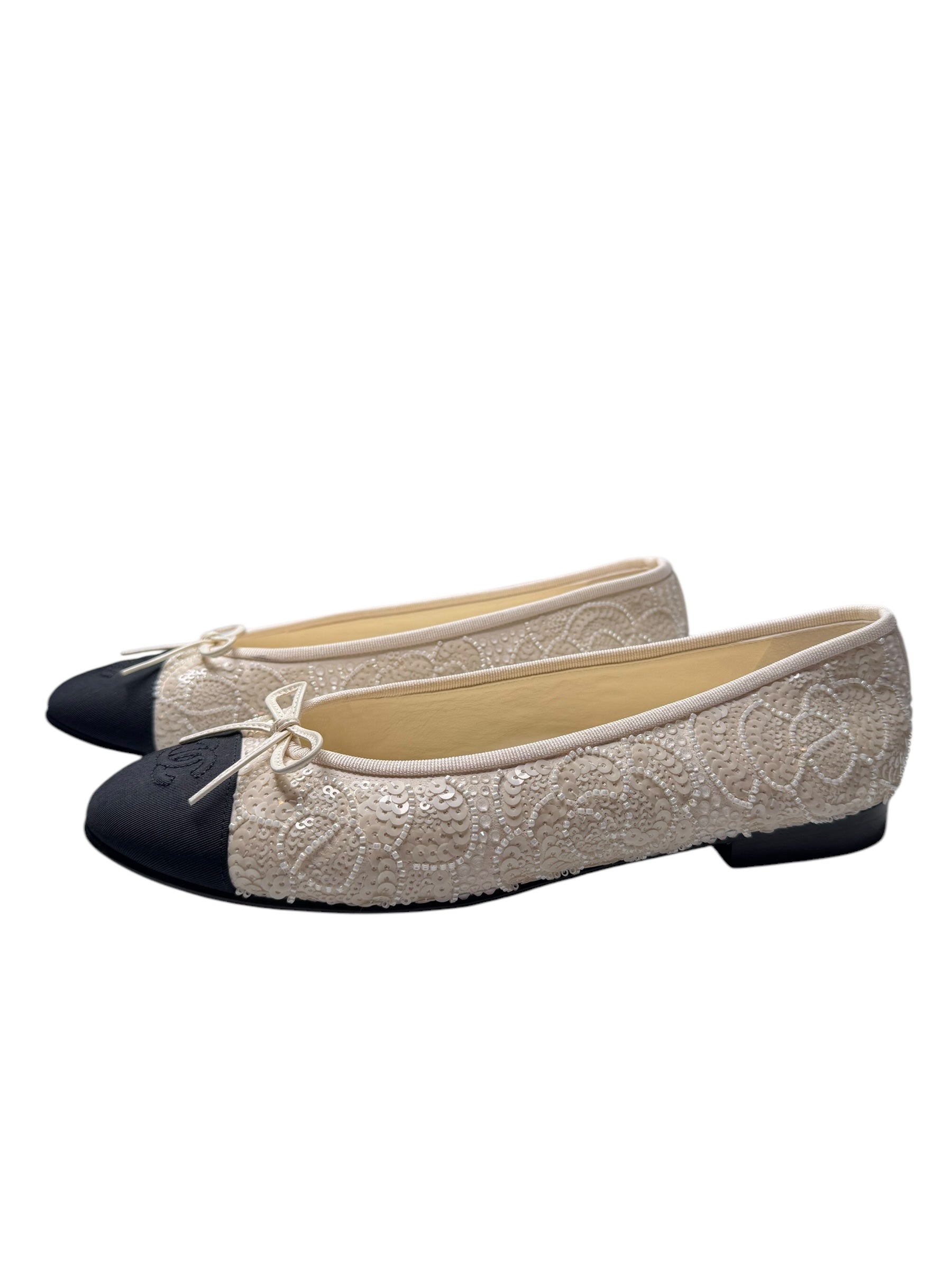 Chanel Beaded Ballet Flats (40.5/10)