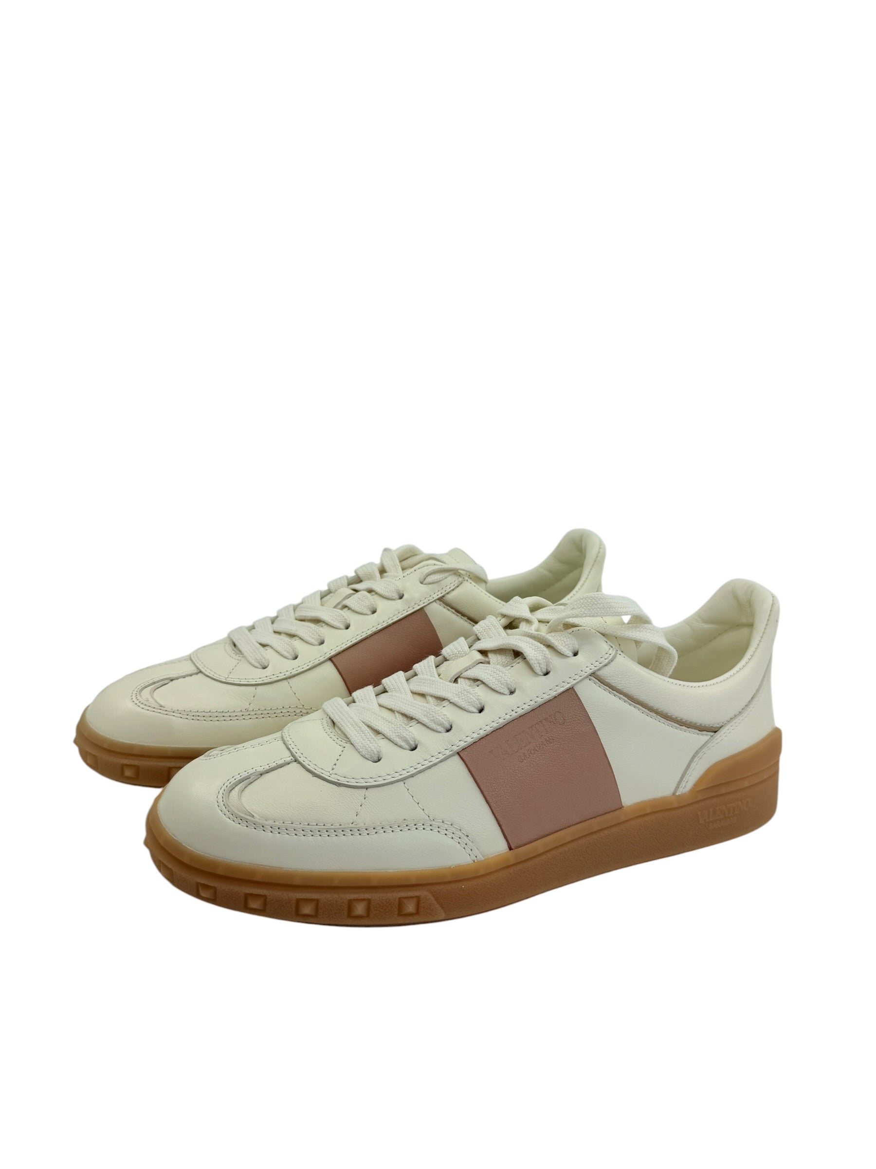 Valentino Garavani Upvillage Low-Top Sneakers (39.5/9.5)