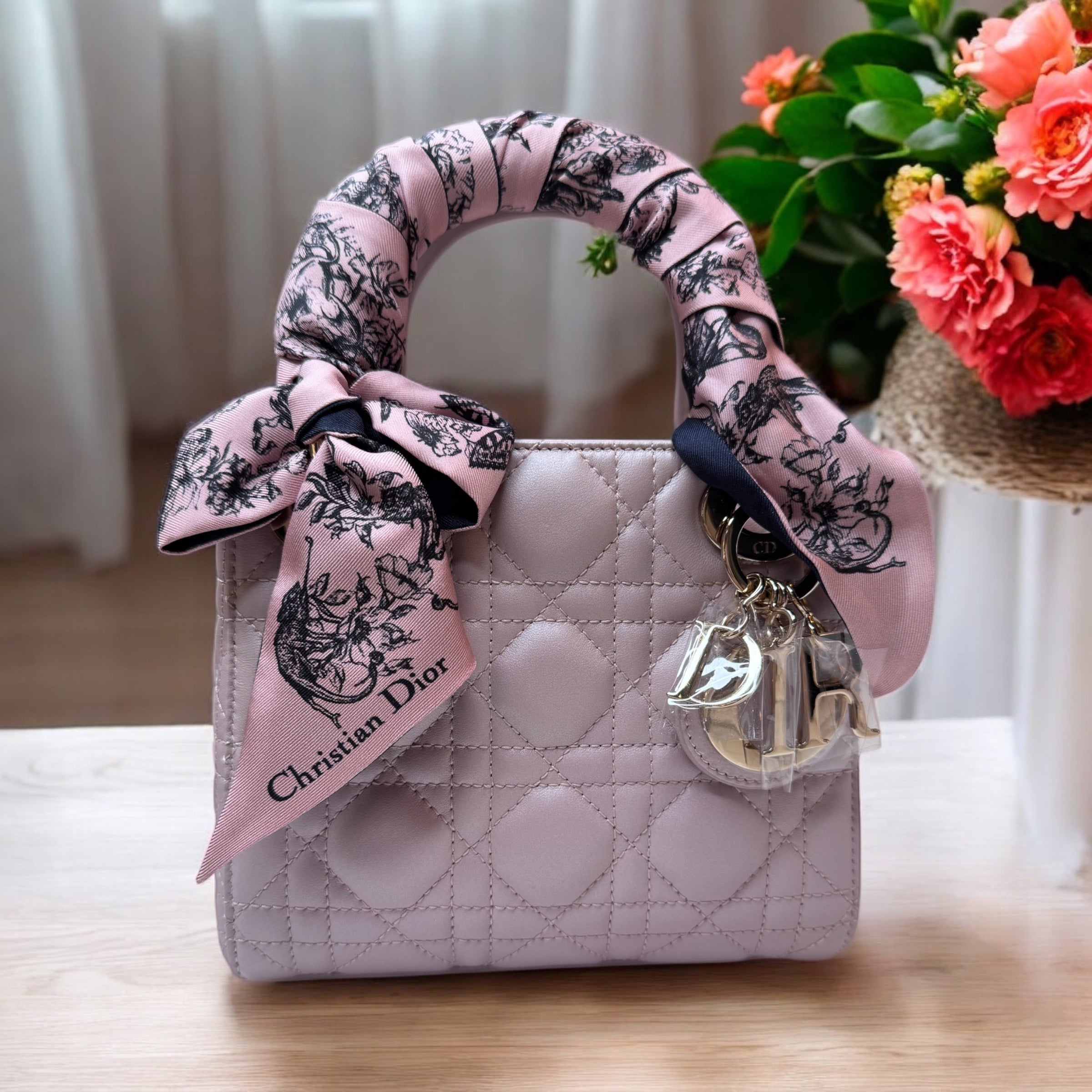 Dior Metallic Mini Lady Dior | Radiant Finish