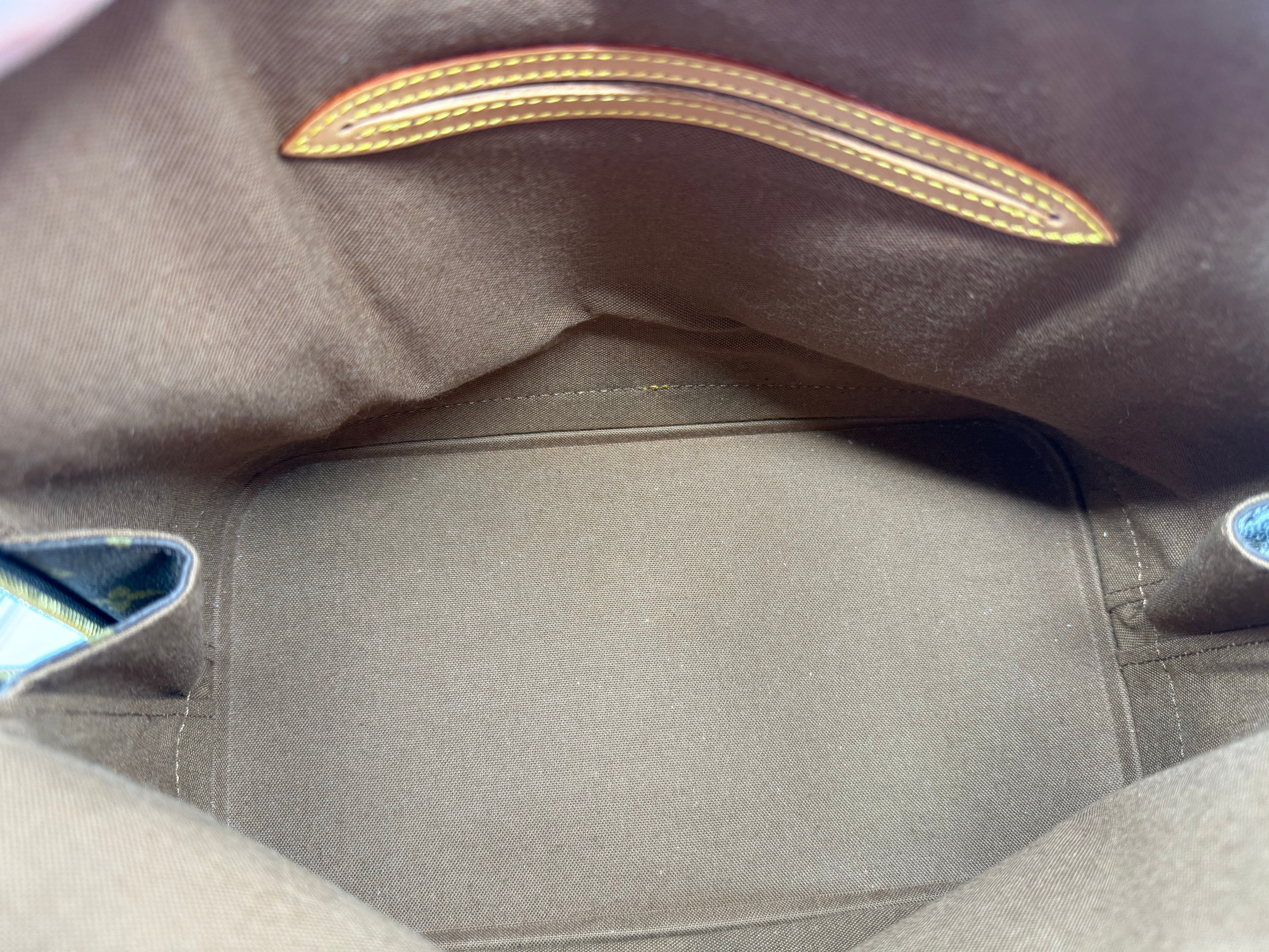 Louis Vuitton Alma Monogram MM
