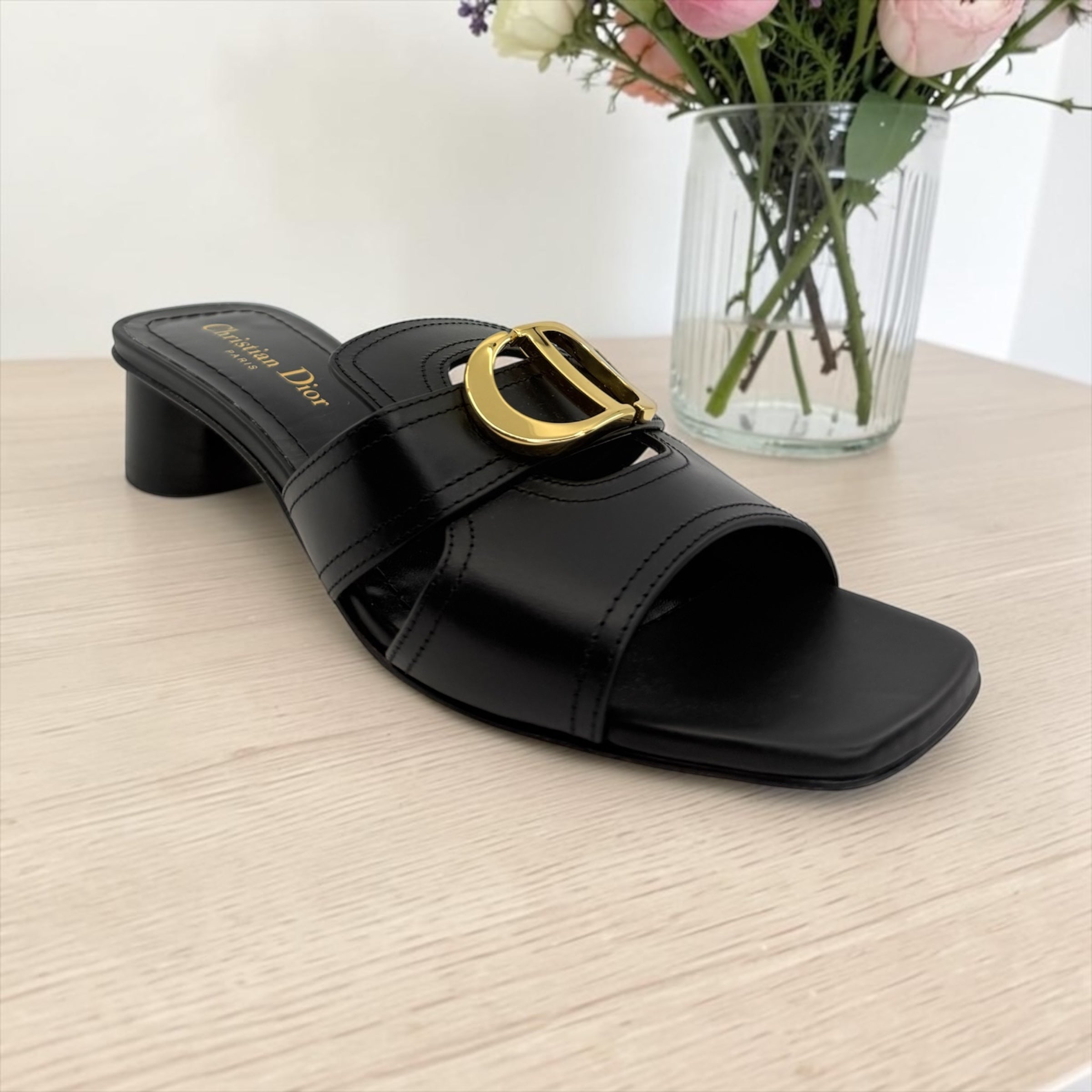 Dior 30 Montaigne Heeled Slides (38/8)