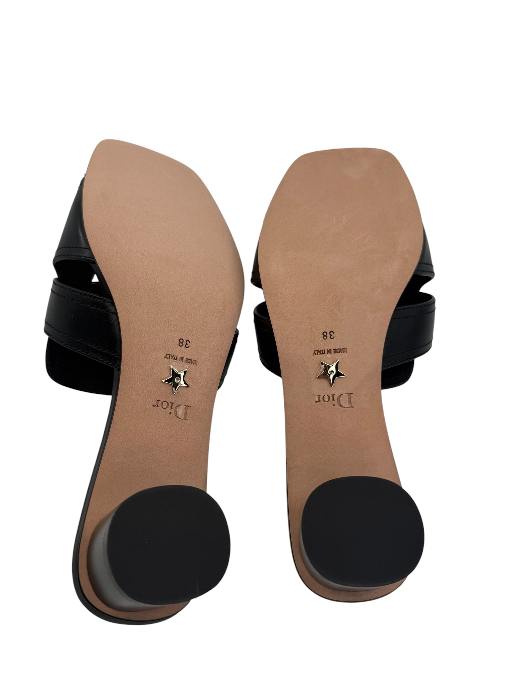 Dior 30 Montaigne Heeled Slides (38/8)