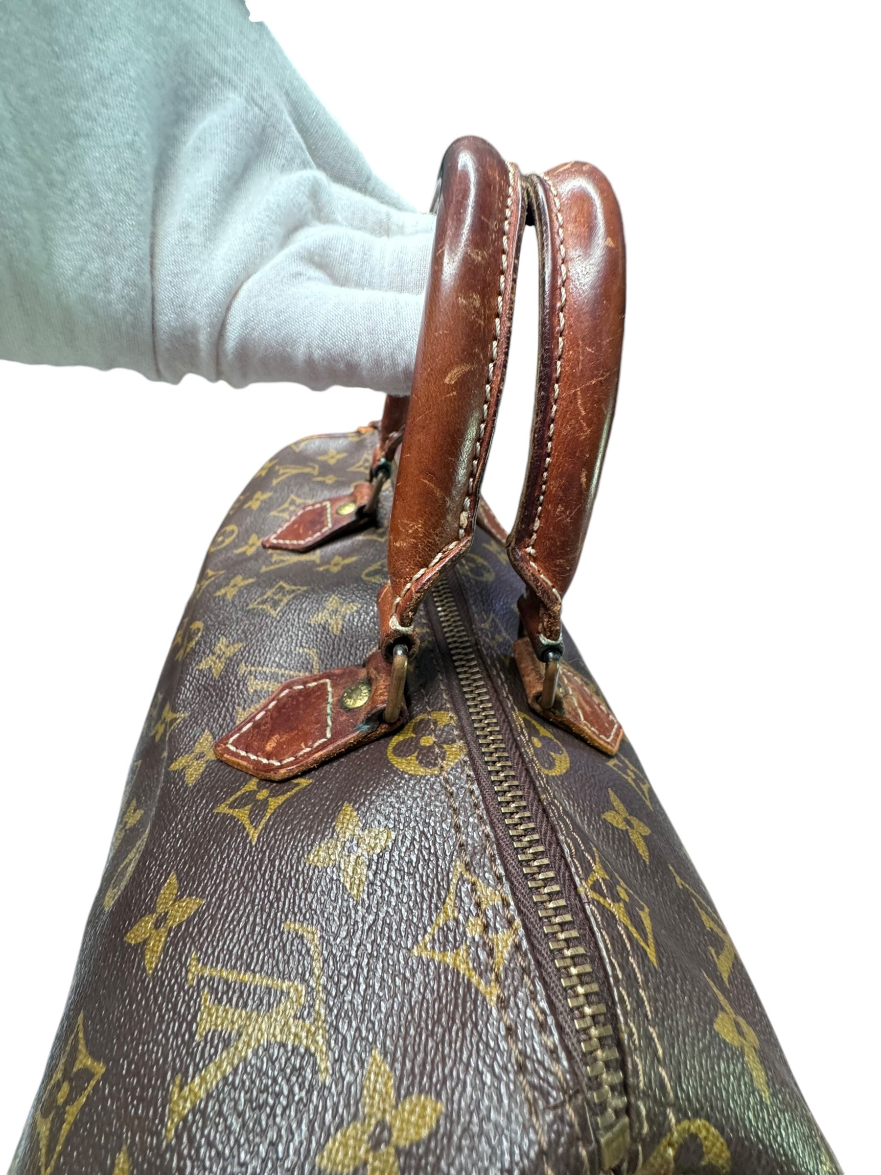 Louis Vuitton Monogram Speedy 30