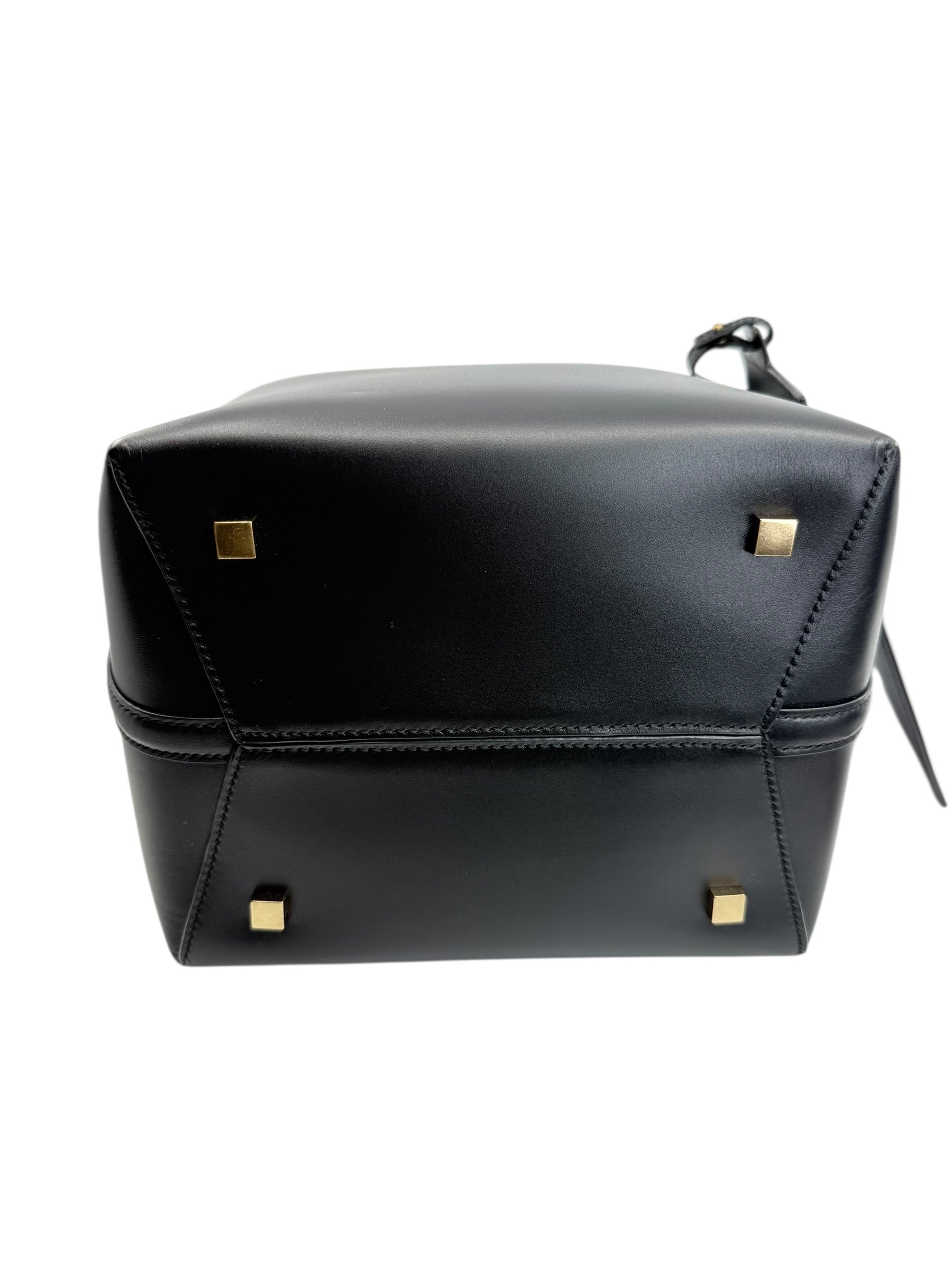 Saint Laurent Le 37 Medium Bucket Bag