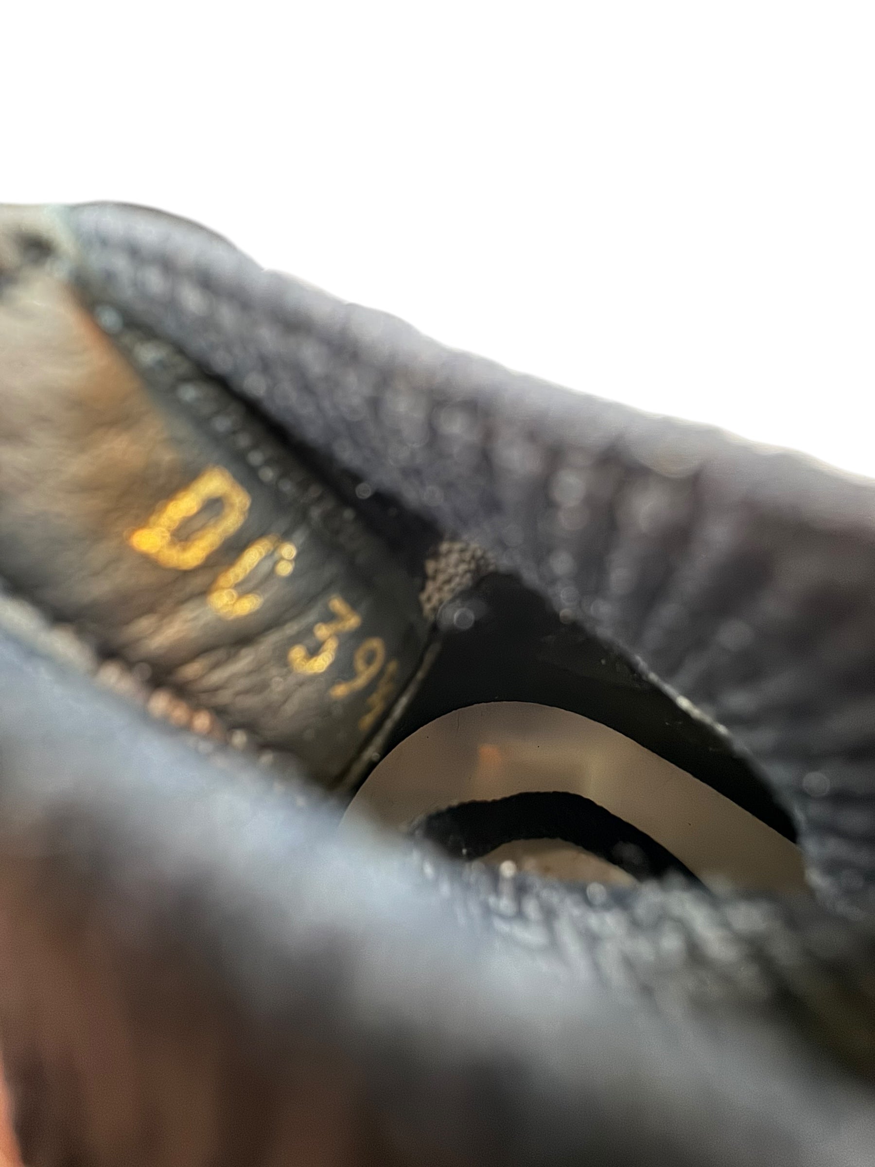 Dior Walk’n’Dior Sneakers (39.5/9.5)