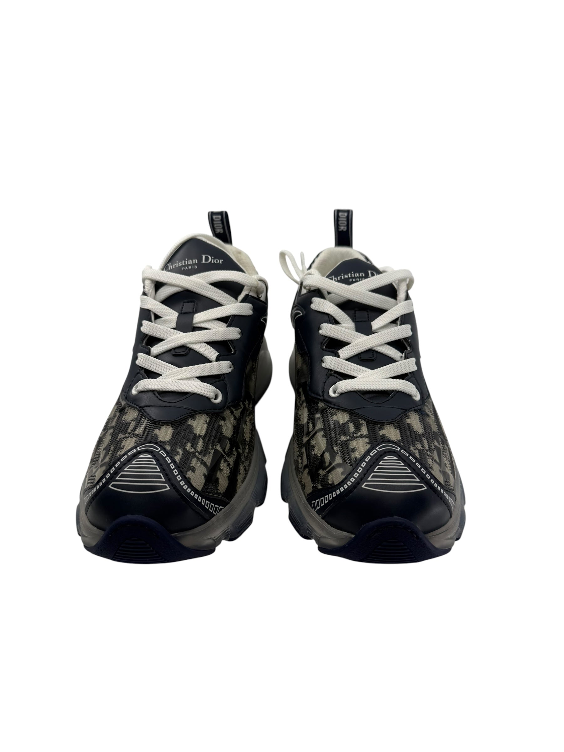 Dior Vibe Sneakers (40/10)