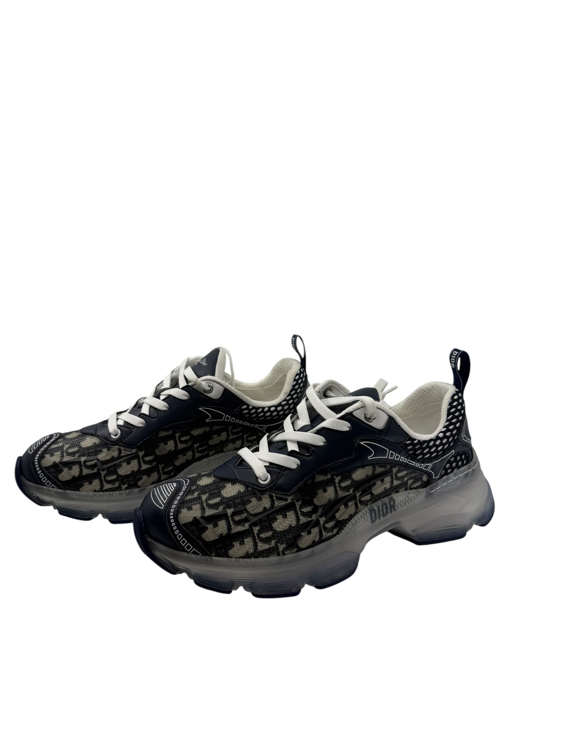 Dior Vibe Sneakers (40/10)