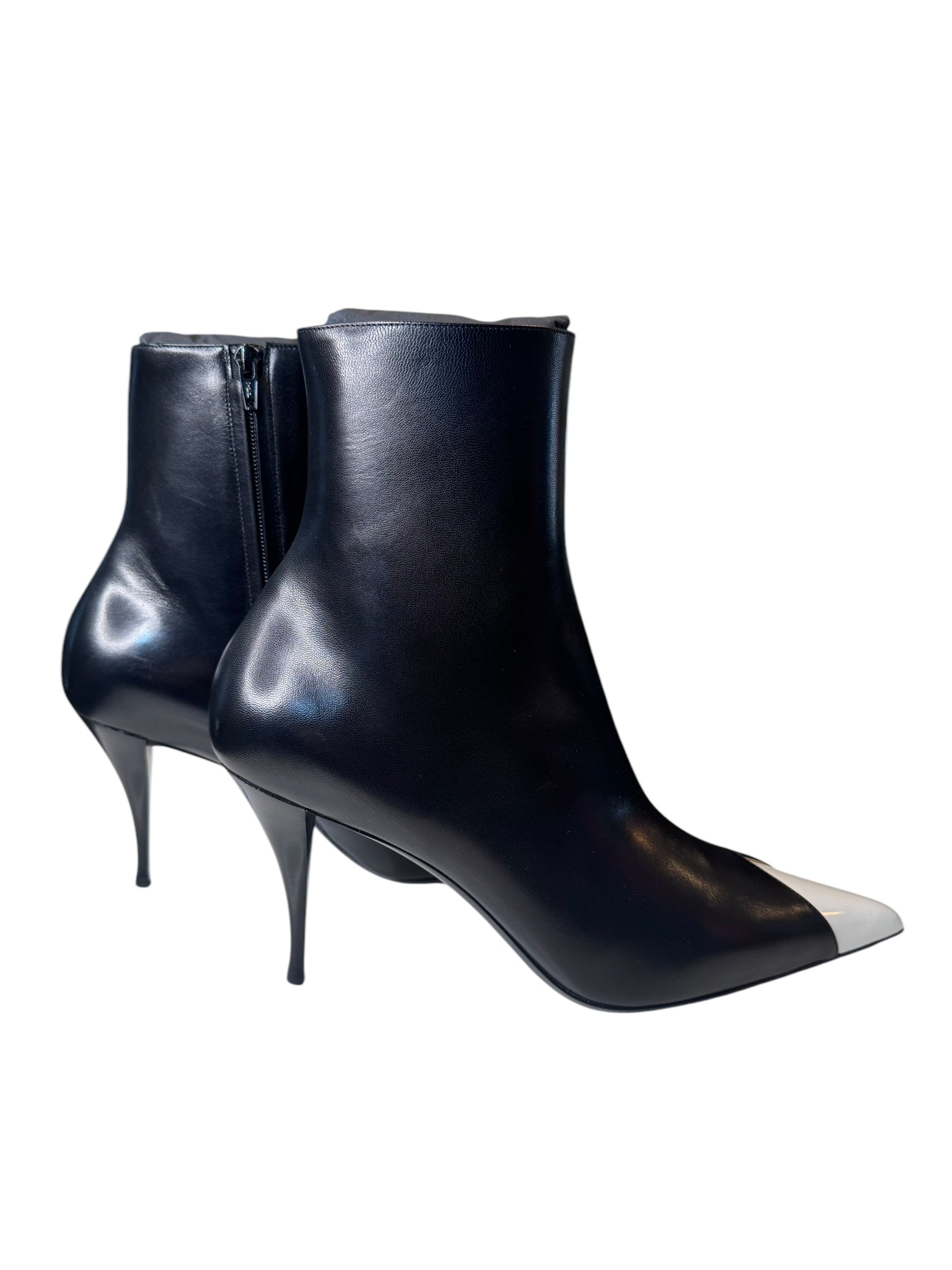 Saint Laurent Jam Leather Ankle Boots (42/11)