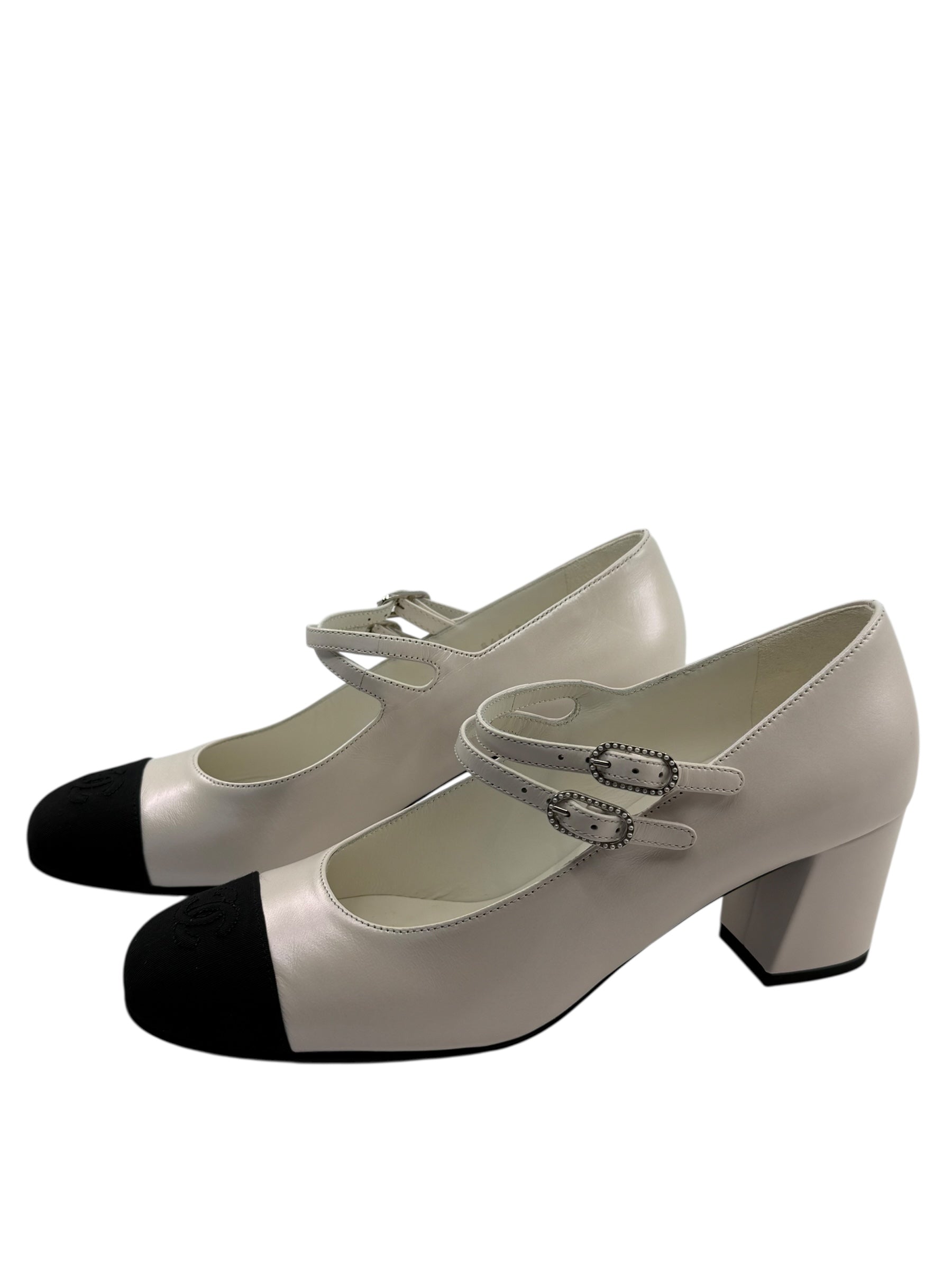 Chanel Mary Janes (39/9)