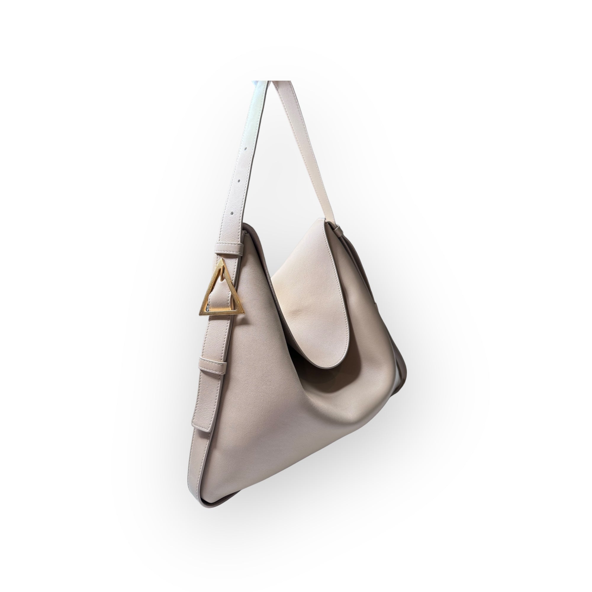 【BOTTEGA VENETA】三角バックル Leather Cradle トップハンドル Bottega Veneta Cradle Shoulder Bag | The Little Purse