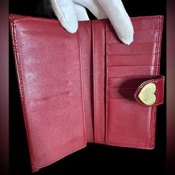 Gucci Micro GG Heart Patent Leather Long Wallet