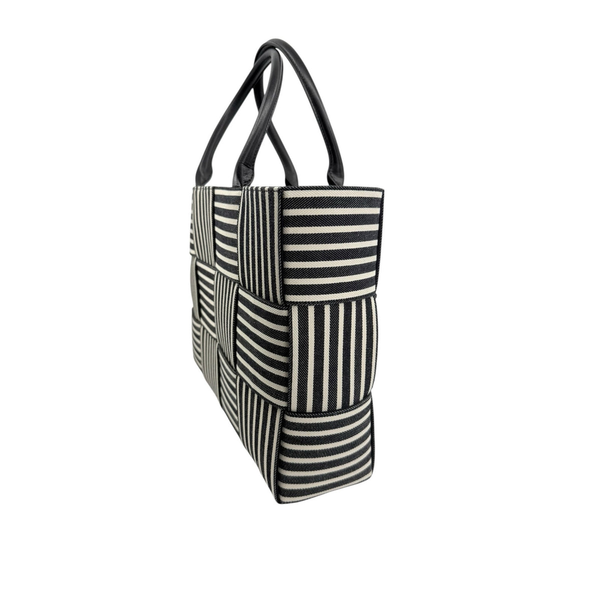 Bottega Veneta Arco Tote W/Pouch