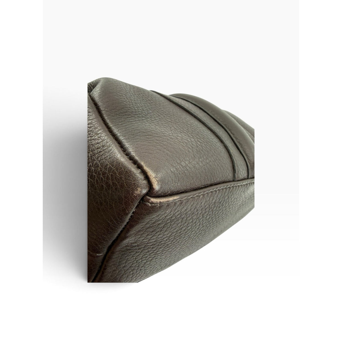 Gucci Pebbled Leather Vanity Pouch
