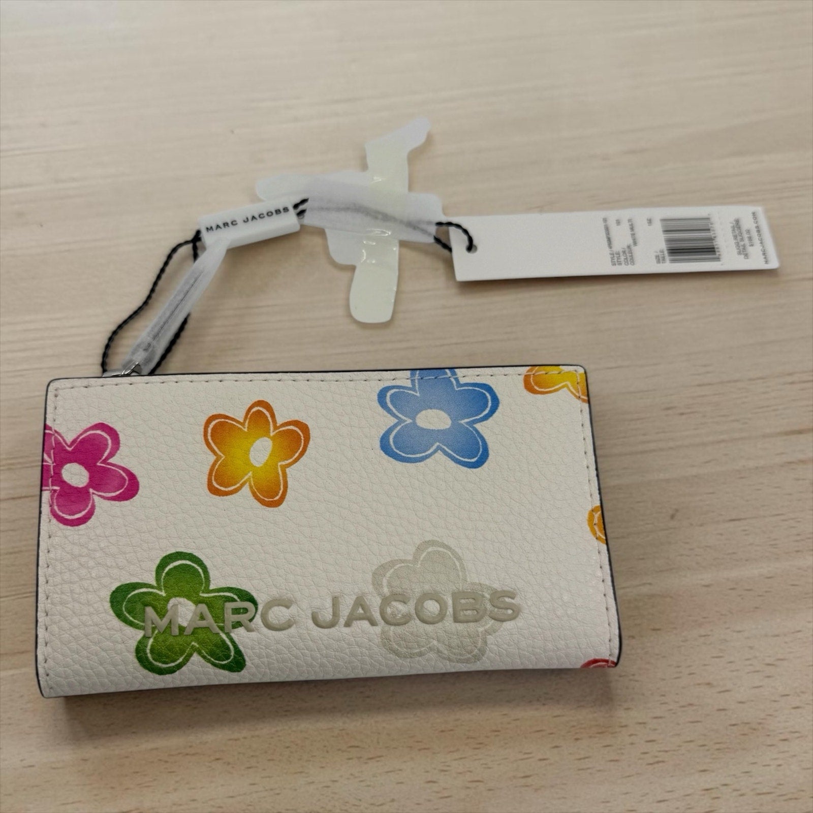 Marc Jacobs Daisy Slim Wallet